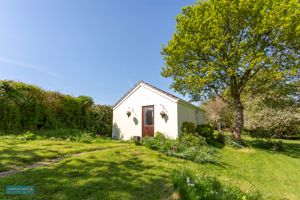 Garden Room- click for photo gallery